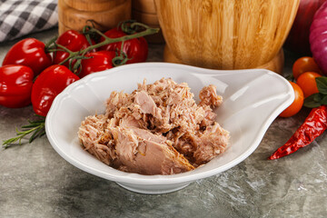 Canned tuna fish for salad