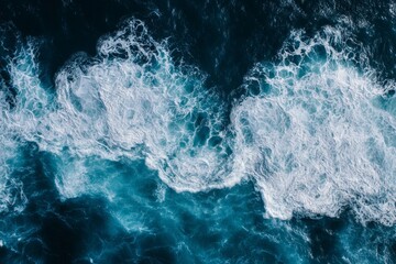 Obraz premium Ocean Waves' Majestic Power