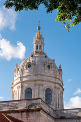 Obraz premium Exterior baroque cupola of the Estrela basilica in old town Lisbon