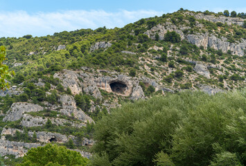 Around Fontaine-de-Vaucluse