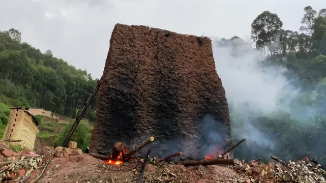 UGA_Uganda_BrickBurning_Oven_2022_004_1080p_11sec.mp4
