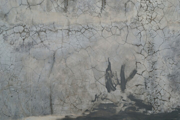 Cracked rough on the wall