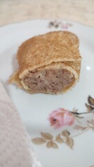 apple pie on a plate