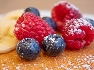 Fruit rouge et dessert 