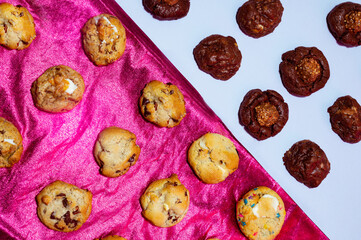 series of cookies, chocolate and vanilla cookies, fun background