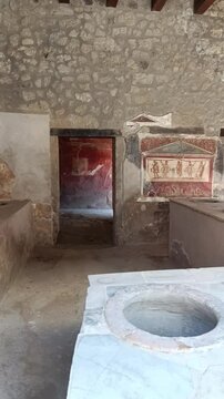 mosa&iuml;ques dans les ruines de la ville de Pomp&eacute;i	