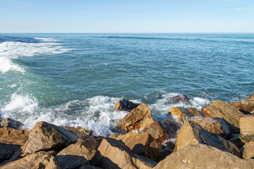 Escollera al mar