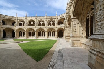 Obraz premium Cloître du monastère des Hiéronymites, Mosteiro dos Jerónimos, ville de Lisbonne, Portugal