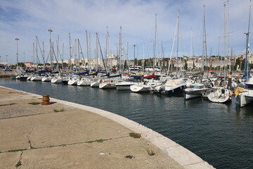 Doca de Belem, port de plaisance, ville de Lisbonne, Portugal