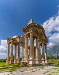 Fototapeta premium Famous Tetrapylon Gate in Aphrodisias - Aydin, Turkey