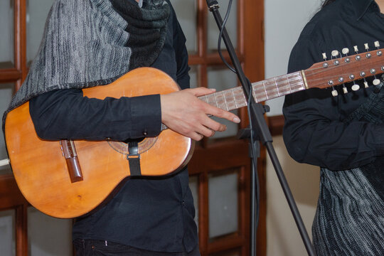 Guitarrista Acustico