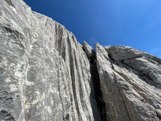 Limestone rocks on southern Velebit, Jasenice (Velebit Nature Park, Croatia) - Kalksteinfelsen im...