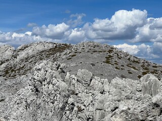 Limestone rocks on southern Velebit, Jasenice (Velebit Nature Park, Croatia) - Kalksteinfelsen im...