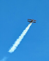 Toronto air show plane flying