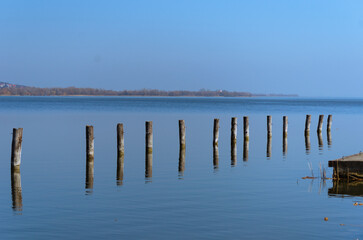 Straight columns in the harbor.