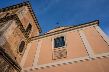 Obraz premium Isernia. Church of Santa Chiara 1024