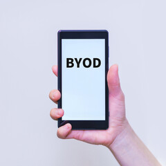 BYOD ( Bring Your Own Device ) 個人所有 デバイス の 業務利用
＊生成AIは使用していません ＊自身で撮影した写真を元にイラストを作成しています ＊商用可能なフォントを使用しています