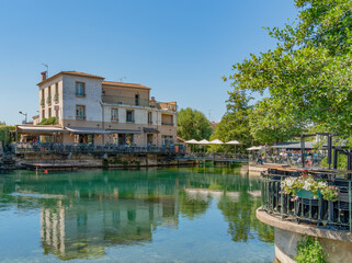 Fototapeta premium L'Isle-sur-la-Sorgue