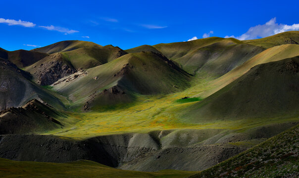 Jargalant Hairhan in the Snow Leopard Range, Western Mongolia; Khovd Province, Mongolia