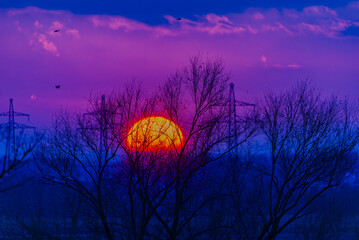 Sonnenuntergang über der niederbayerischen Donau