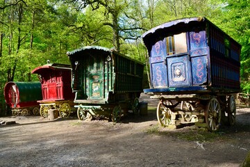 traditional gypsy wagons © Harleigh