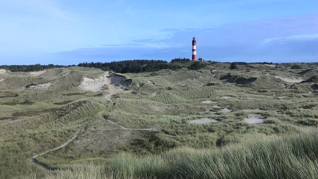 Sch&ouml;ne D&uuml;nenlandschaft mit Leuchtturm, Amrum Video