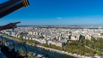 Obraz premium Apartment buildings and other architecture in Paris, France