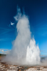 Obraz premium Strokkur, Geyser in nature in Iceland