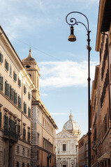 Rome dome between streets