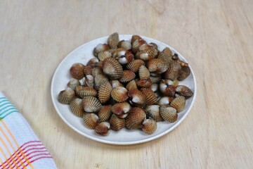 Close-up of fresh steamed mussels on a plate with easy seafood recipes