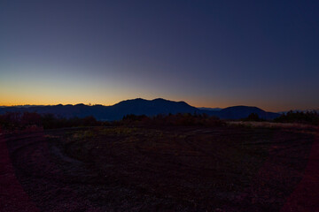 夕暮れの荒野_1
