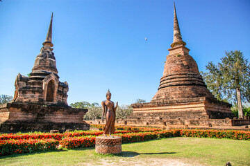 Fototapeta premium Sukhothai Historical Park is a world heritage site, showing the masterpieces of early Thai architecture, the magnificent beauty of art and the architecture of the past glory, showing the wisdom.