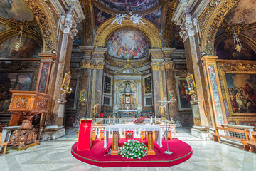 Obraz premium High altar in San Silvestro in Capite church (Basilica of Saint Sylvester the First). Rome, Italy