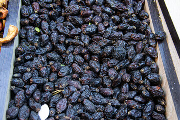 ingredient organic healthy fruit dry food vegetarian natural background closeup brown grape nutrition