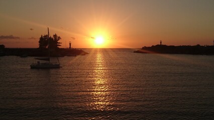 view, romantic, scenery, gradient, vacation, dark, season, sundown, cinematic, beauty, scenic, dreamy, seascape, landscape, evening, sunset, light, blue, horizon, orange, nature, sky, beautiful, cloud