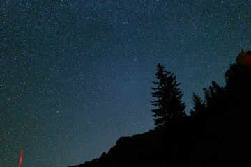 gwiazdy, noc, nocne niebo, niebo gwiazd, gwiazdy na niebie, gwiazdy nocą, konstelacje, droga mleczna, Austria nocą, góry nocą, gwiazdy w górach © Estera