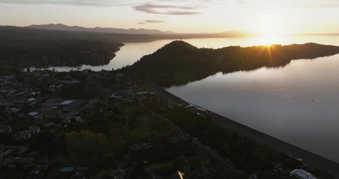 Take area orbits the city of Pucon and its two bays in a sun transmitting a dreamlike postcard. Araucania, Chile