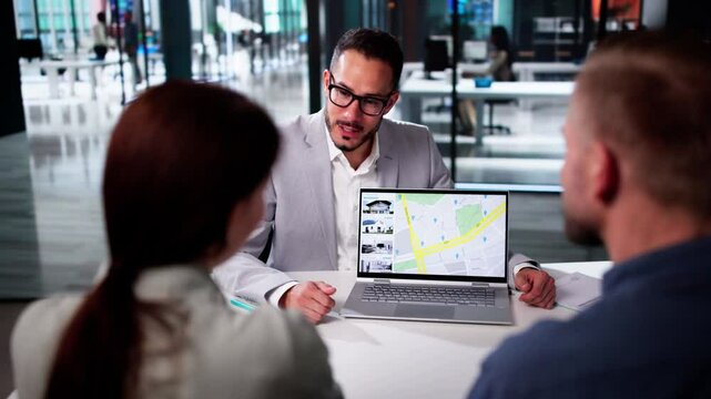 Showing Real Estate To Customer