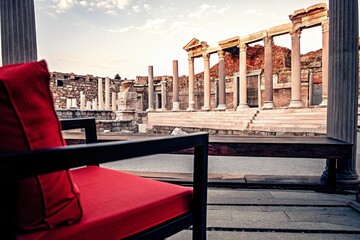 Fototapeta premium Minimalist Photography of Tripolis Ancient City in Buldan, Denizli, Turkey - Captivating Ruins and Natural Beauty