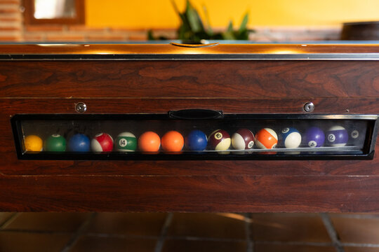 A pool game with numbered balls