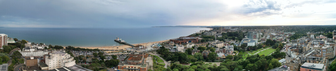 Obraz premium Aerial Panoramic View of Best British Tourist Attraction at Bournemouth City of England Great Britain UK. High Angle Footage was Captured with Drone's Camera from High Altitude on August 23rd, 2024