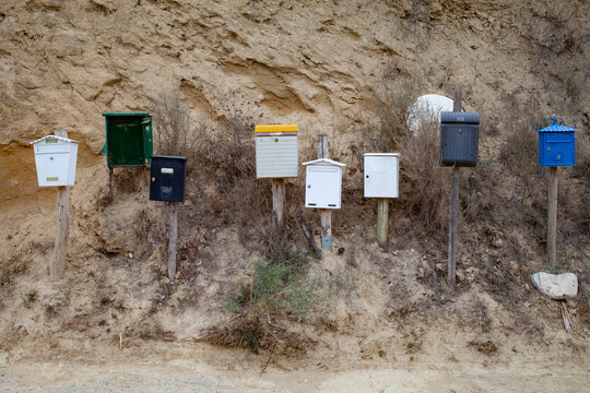  8 mailboxes
