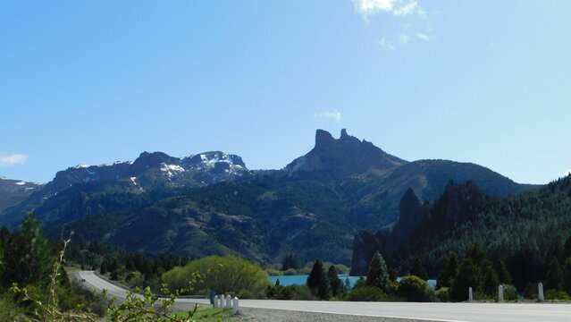 A pocos kil&oacute;metros de valle encantado (Mirador el dedo de Dios) (ARG) Nqn. 2024