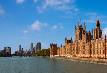 Fototapeta premium Houses of parliament in London, England. Famous landmark and tourist attraction