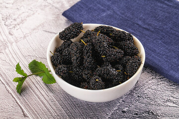 Juicy sweet mulberry in the bowl