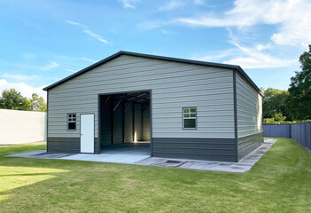 Obraz premium 3d illustration of metal building storage with natural background.