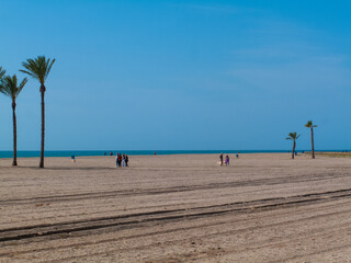 Paseo marítimo en Roquetas de Mar, Almería, Andalucía, España.