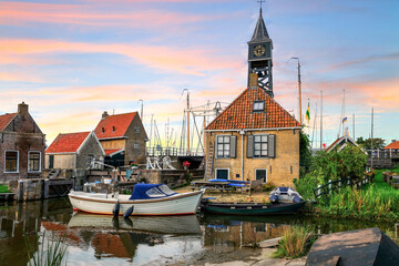 Fototapeta premium Hindeloopen, Wassersportort in Holland