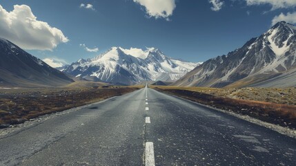 Naklejka premium Mountain road fragment with empty space.