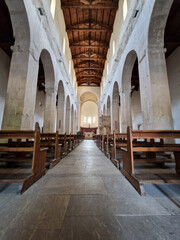 Cattedrale di San Pelino e resti dell'antica Corfinium, Corfino, Abruzzo
